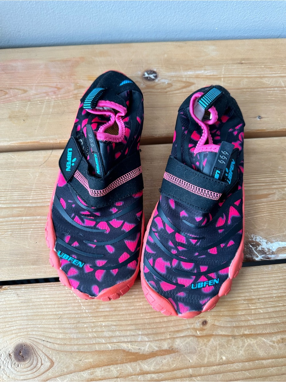 Water shoes girls size 36/4